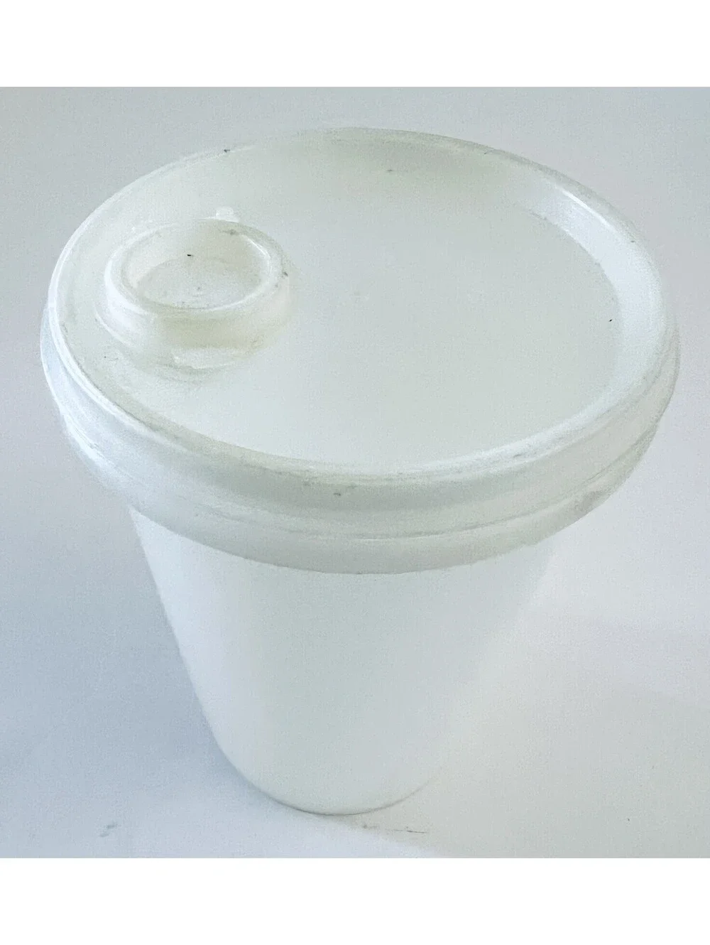 VTG Tupperware Handolier Container 321-1 White Canister w/ Seal #222